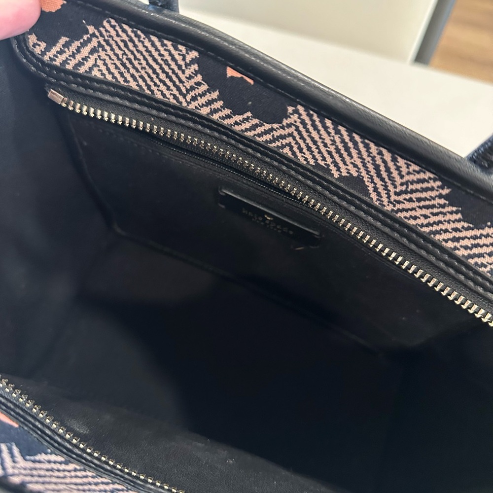Kate Spade EUC Ella herringbone floral purse pink and black - Picture 5 of 6